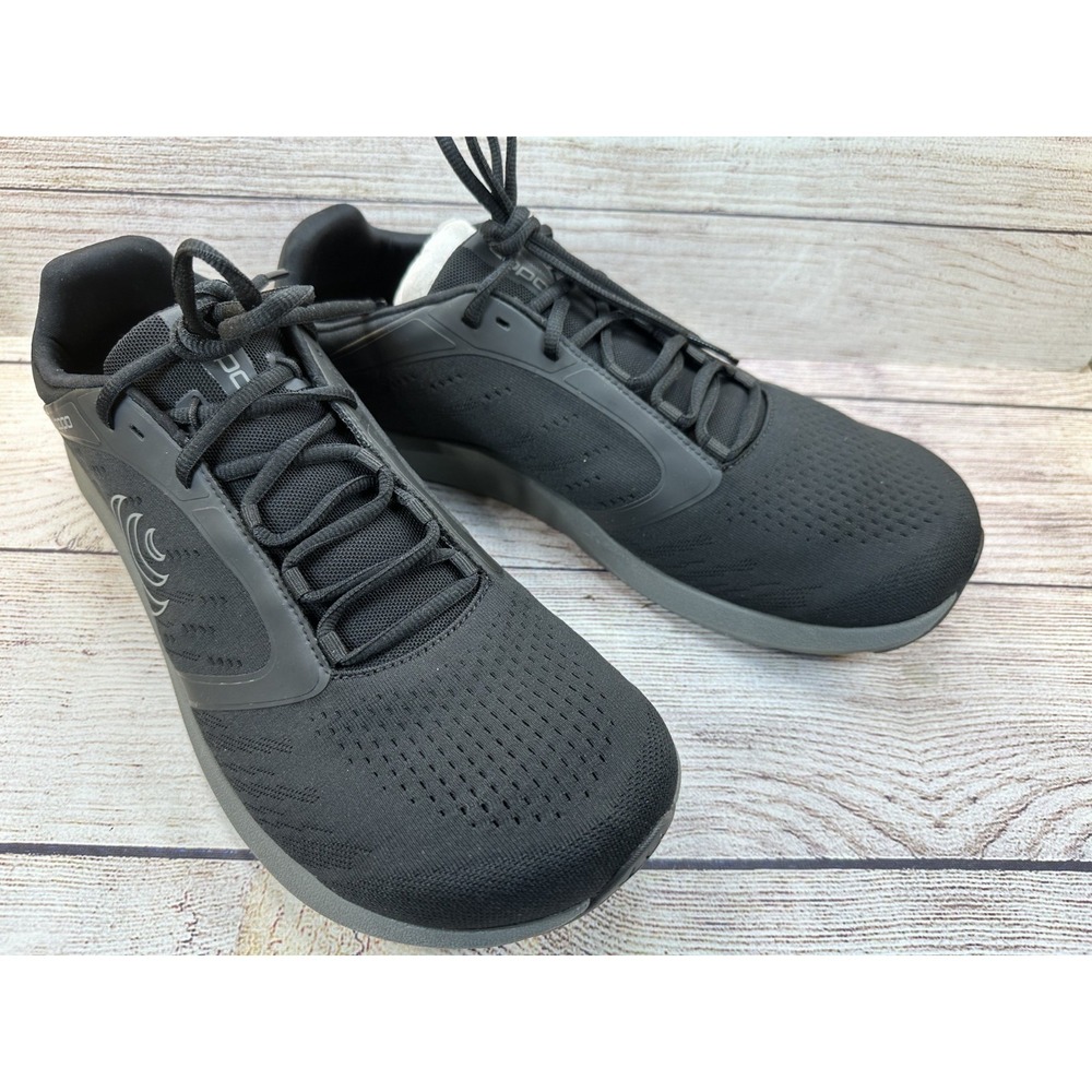 Topo Athletic ST-5 Men's Black Minimalist Lace Up Running Shoes Size 12.5